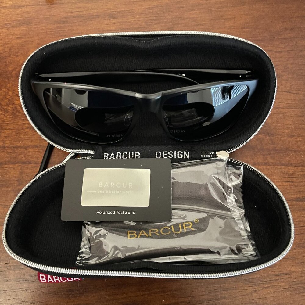 Luxury Square Vintage Polarized Sunglasses For Men Women Fashion Travel